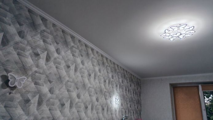 Светодиодная LED люстра с пультом 95W Бабочки в детскую девочке